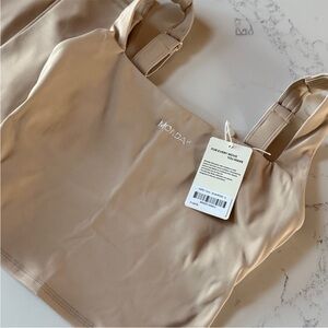 Monday Body Aspen Tank Color Mushroom Size SMALL